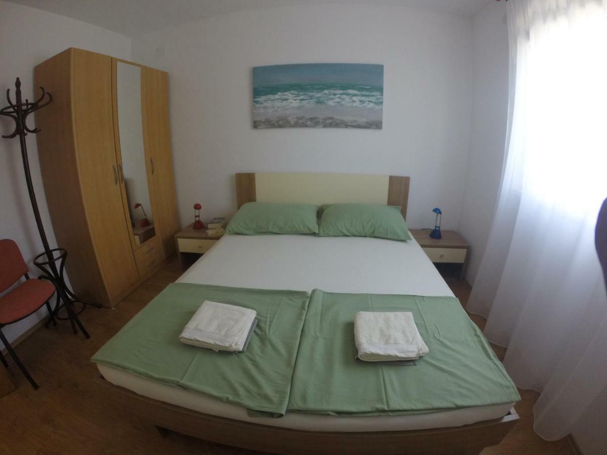 Apartments 4 Me Trogir Exterior foto
