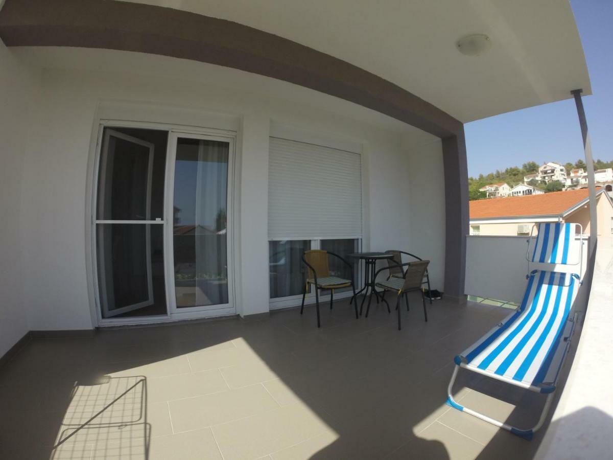 Apartments 4 Me Trogir Exterior foto